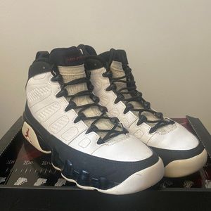 Jordans Countdown 9 with Box